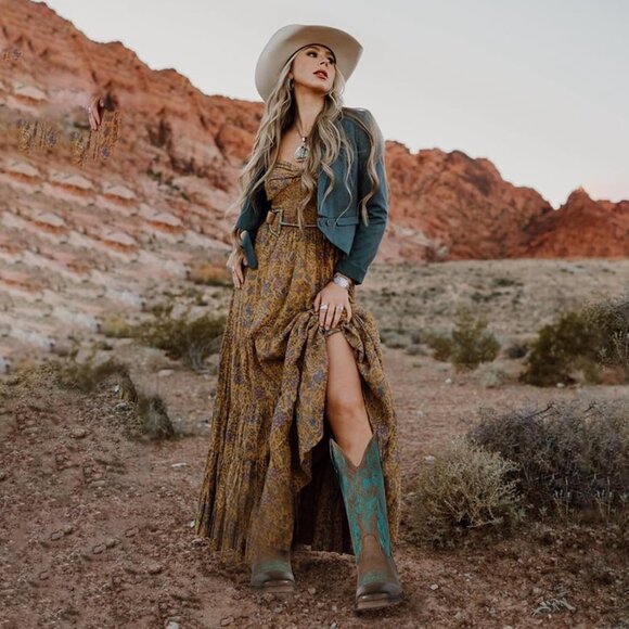 Women Dark-Brown Square Toe Calf High Fashion Western Embroidered Cowgirl Boots - Picture 5 of 9